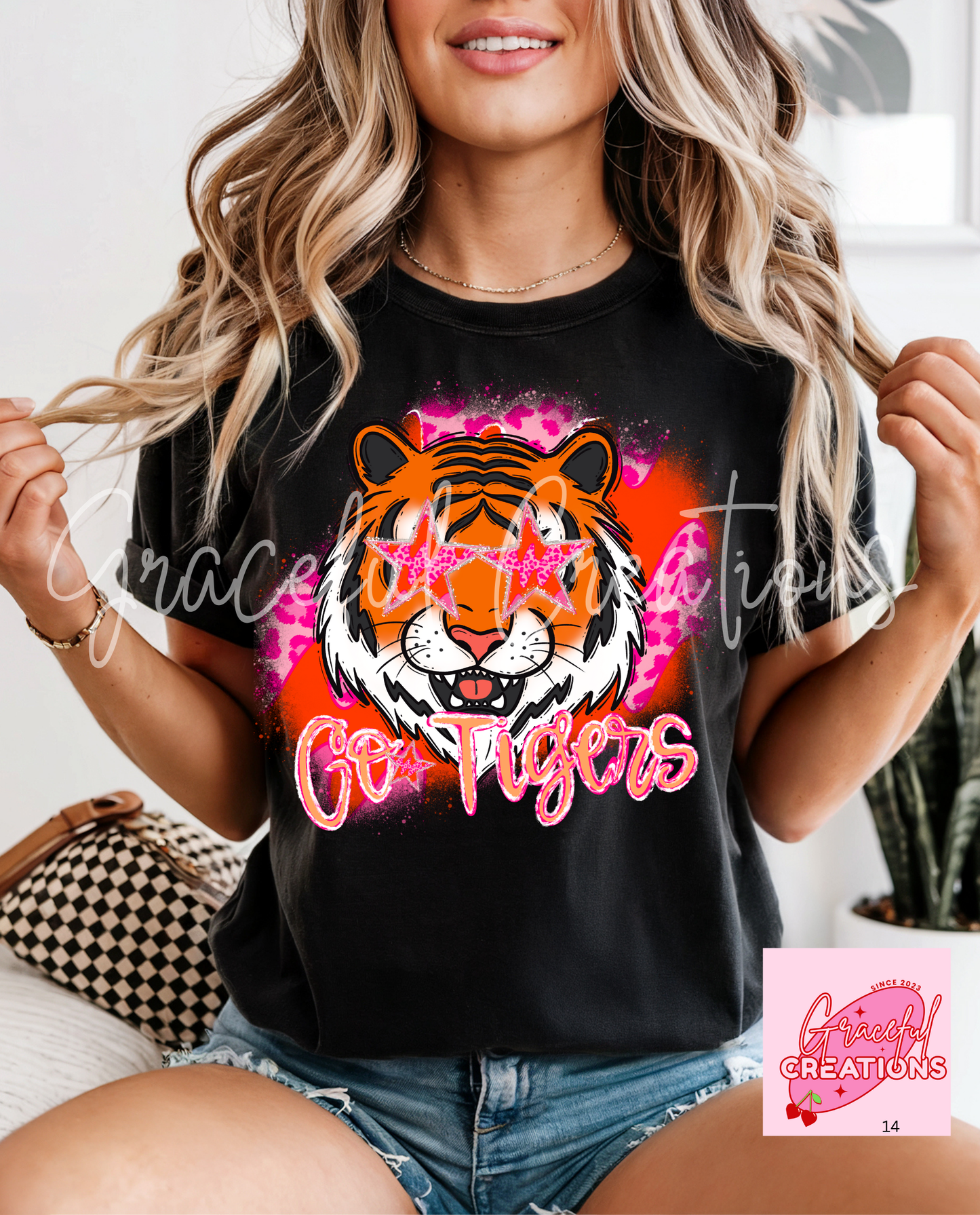 Preppy pink Mascot